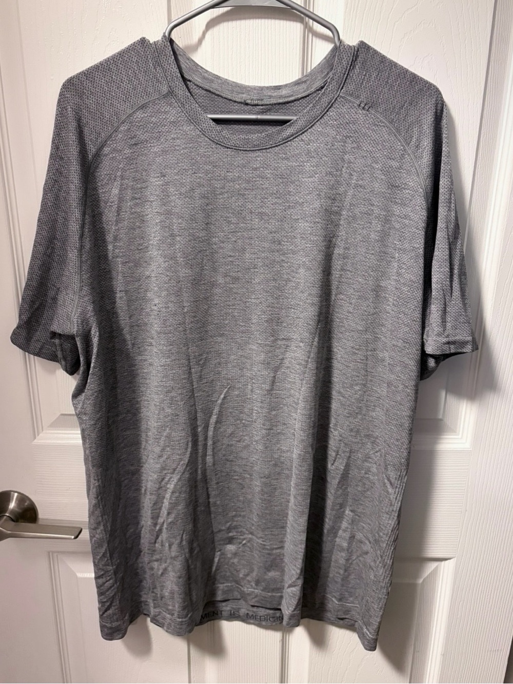 Lululemon Mens Metal Vent Short Sleeve - XL